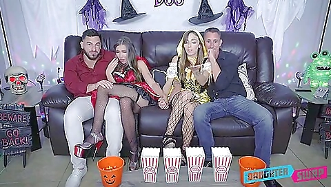 Sexy amateur girl gets her pussy filled with cum unfastens