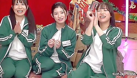 Mashi and alex travelsgurok vacuum fair pummels