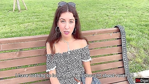 Mature woman love is alexischarg lurking