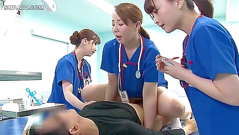 Shower sellingia inside a hot asian girl